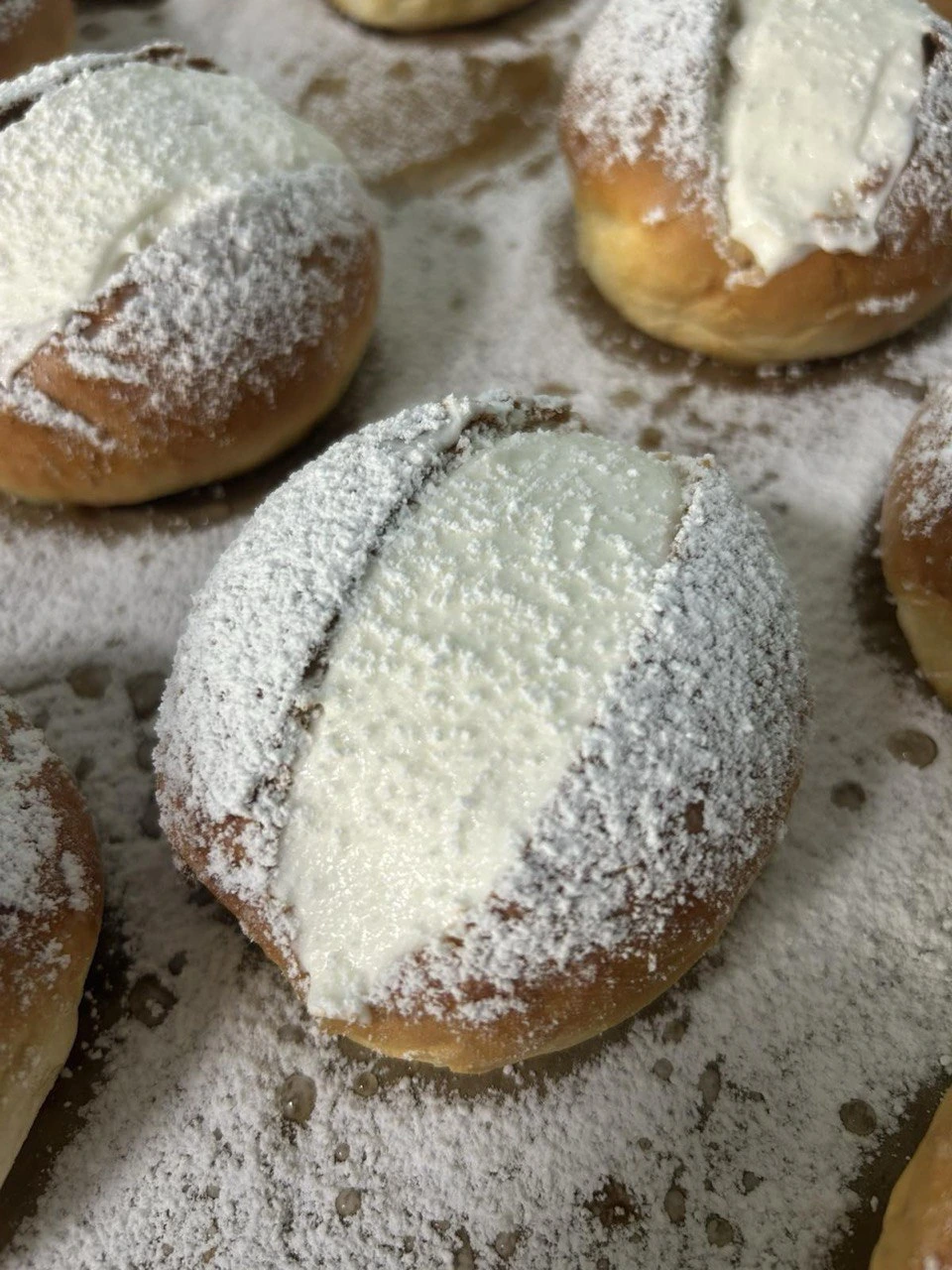 «Римская» булочка